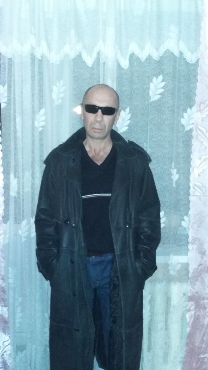  ,   Nik, 58 ,   