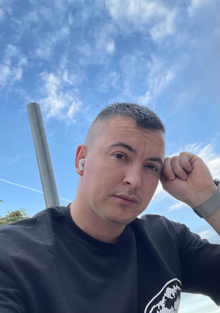  ,   Eugen, 31 ,   ,   , c 