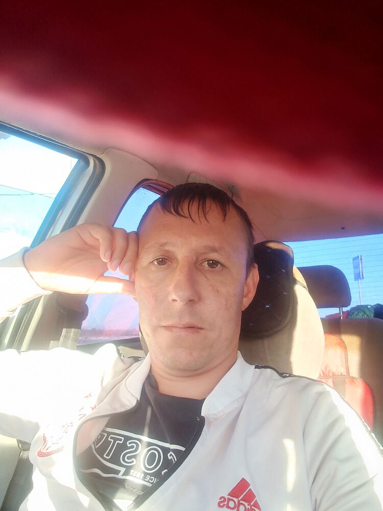  46575943  , 33 ,    