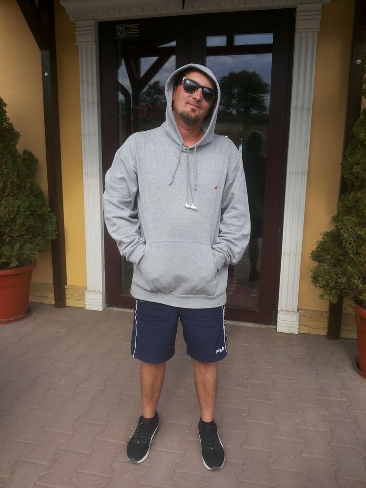  ,   John, 41 ,   ,   