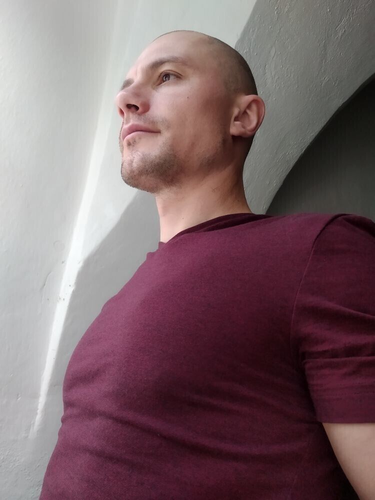  ,   Alex, 30 ,     , c 