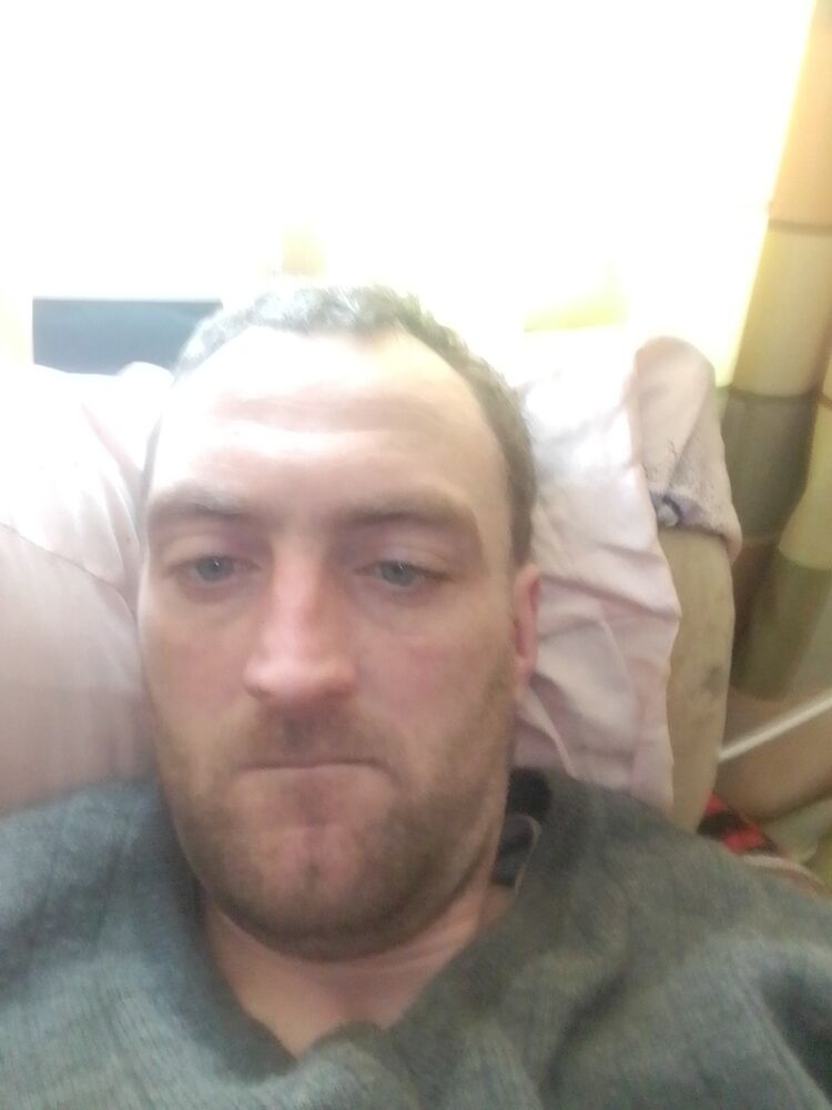  32808953  , 35 ,    
