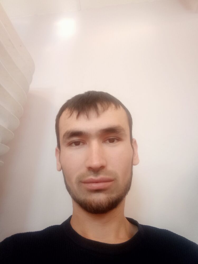  37481273  Alisher, 32 ,    