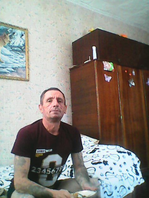  24592583  , 52 ,    