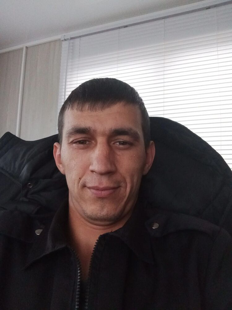  48252573  , 35 ,    