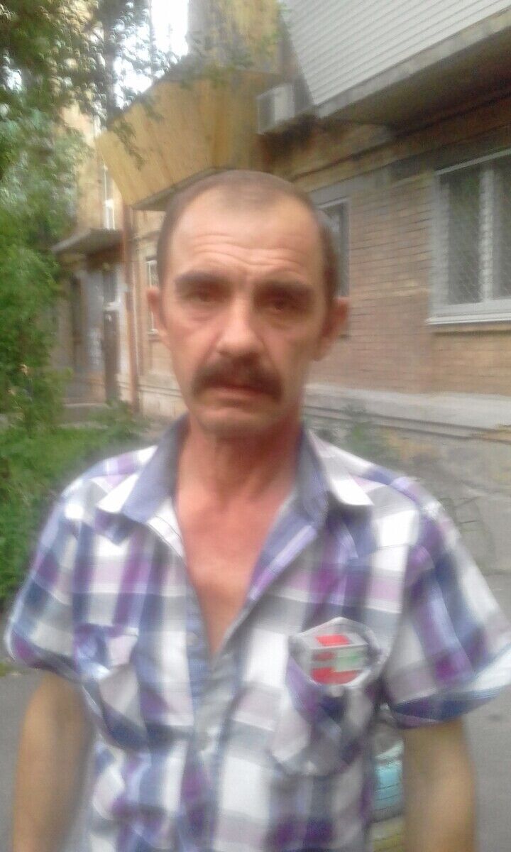 22298043  , 64 ,    