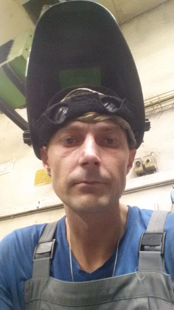  ,   Juri, 45 ,   