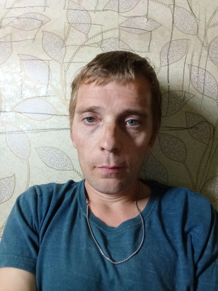  52914043  Andrei, 35 ,    