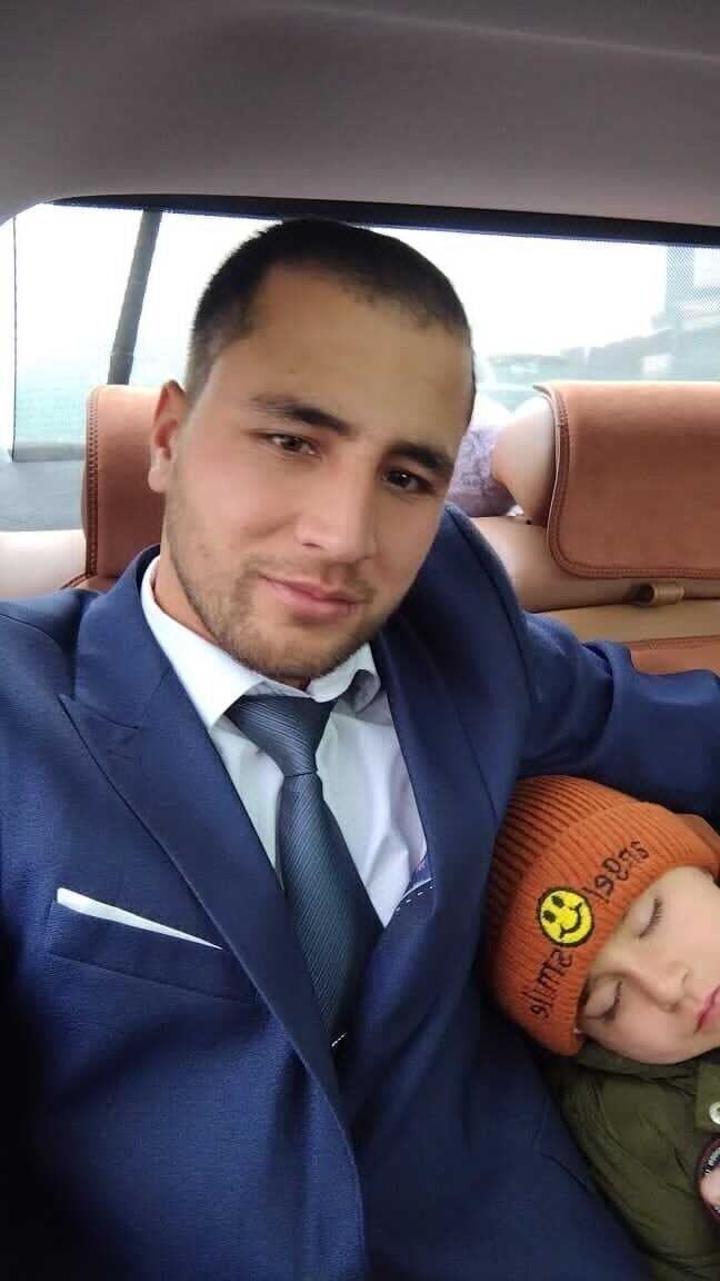  54447673  Emomali, 27 ,     