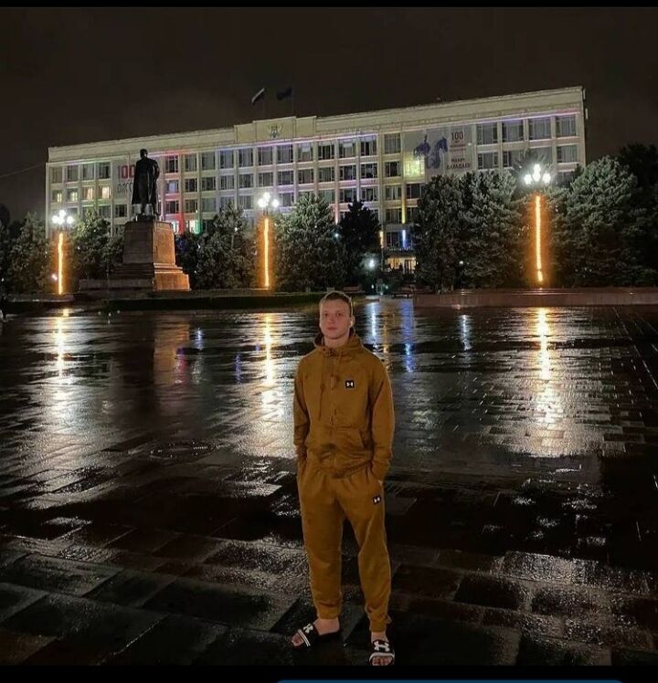  ,   , 28 ,   ,   