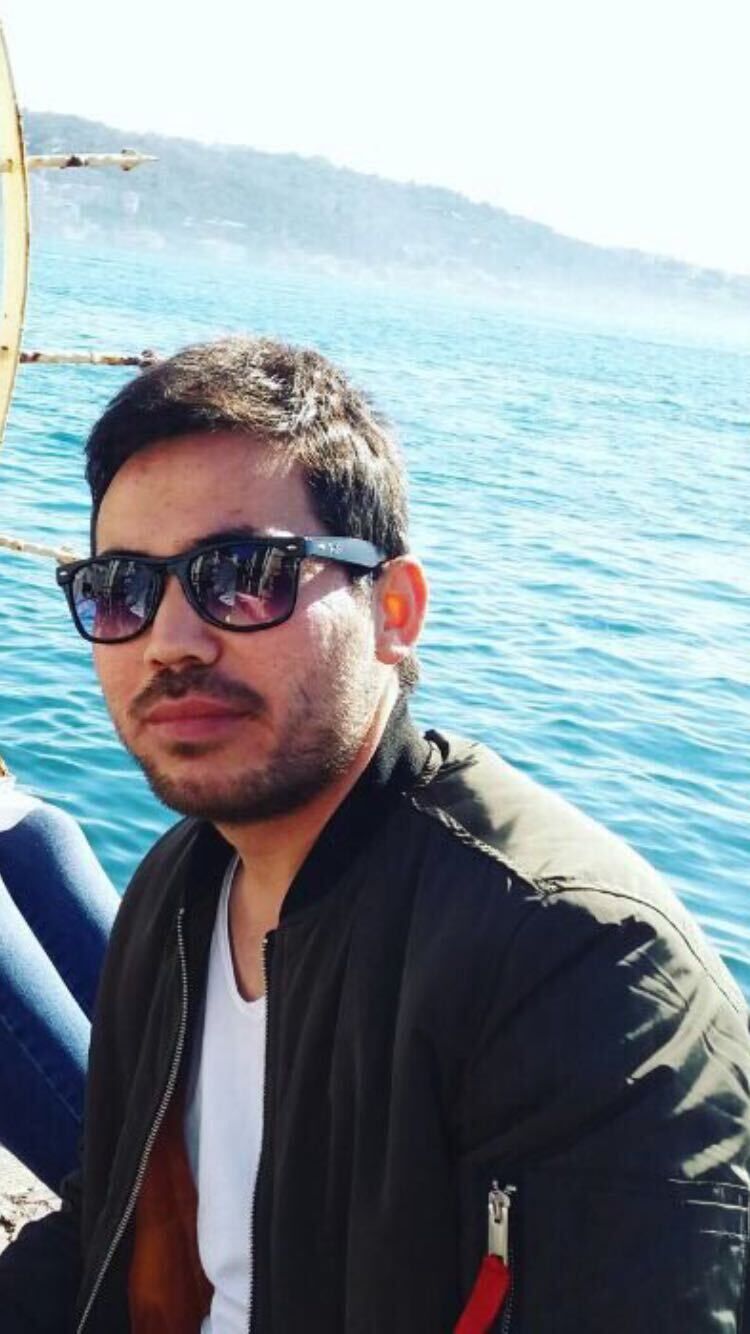  24102053  Ikram, 40 ,    