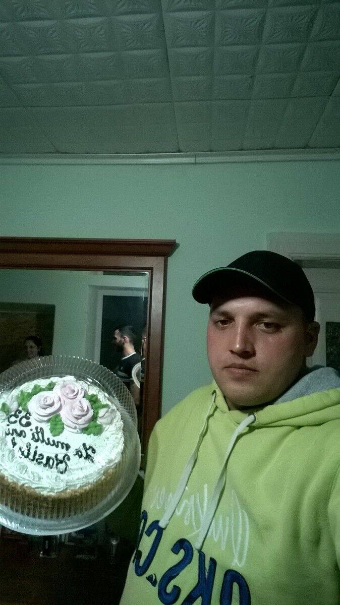  ,   Vasile, 42 ,     , c 
