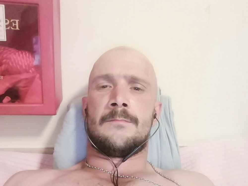  42789693  , 37 ,    