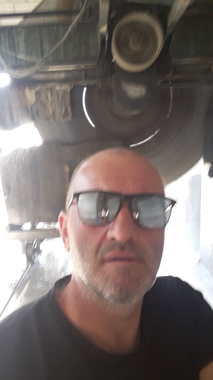  29454593  Predrag, 54 ,    