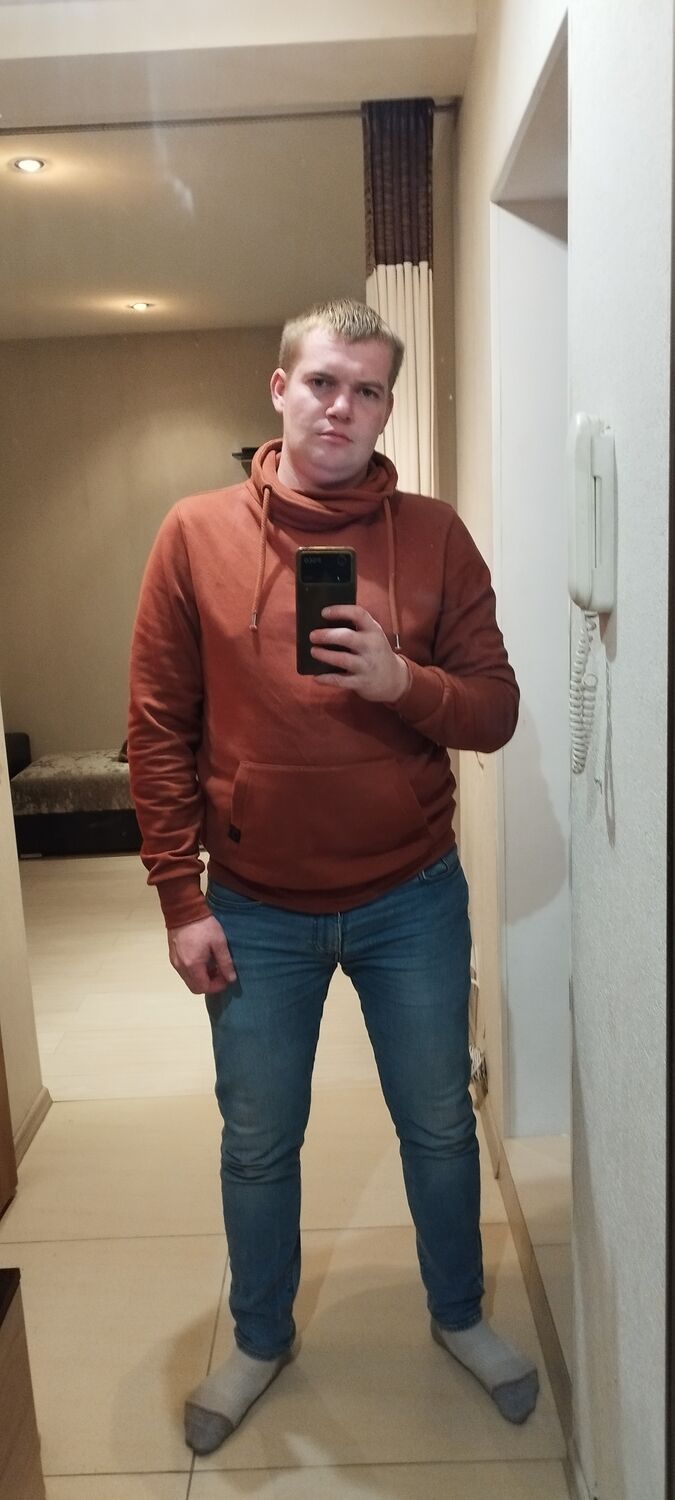  38594933  Vitalik, 30 ,    