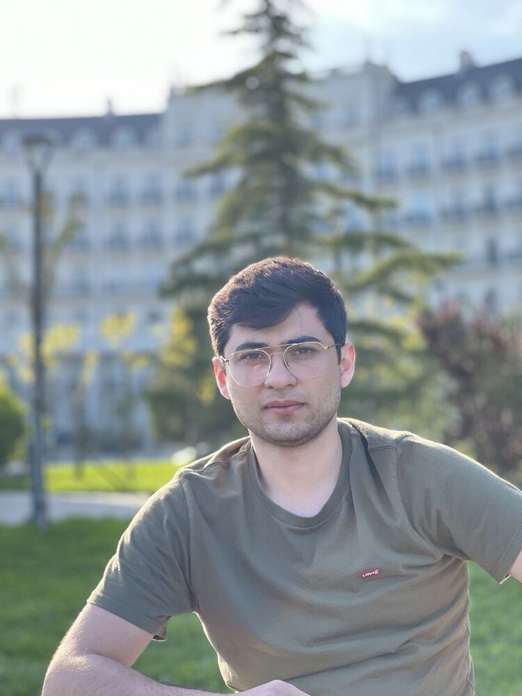  47583333  Uzeyir, 26 ,    