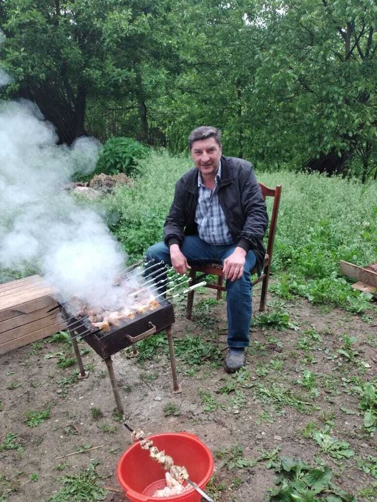 21041793  , 53 ,    