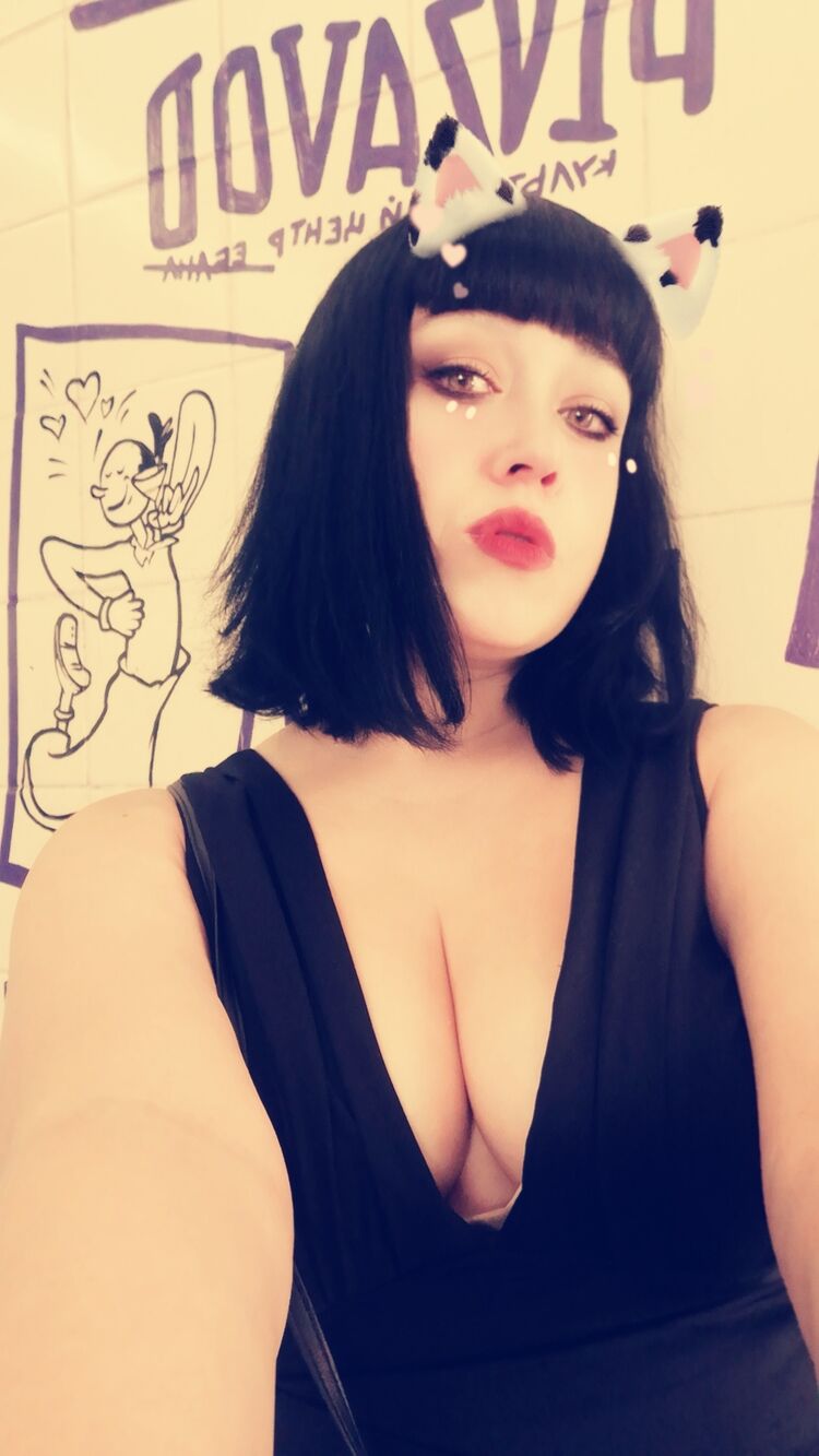  47253953  , 18 ,    