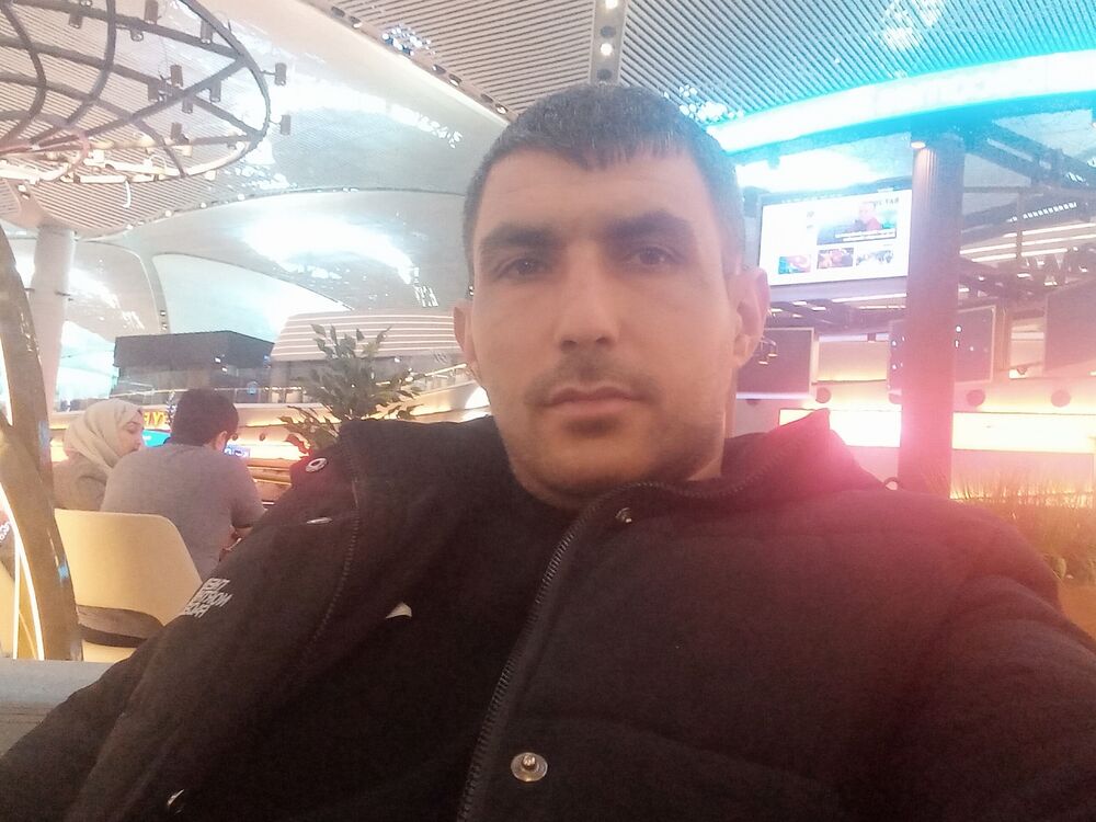  41668513  Roma, 35 ,    
