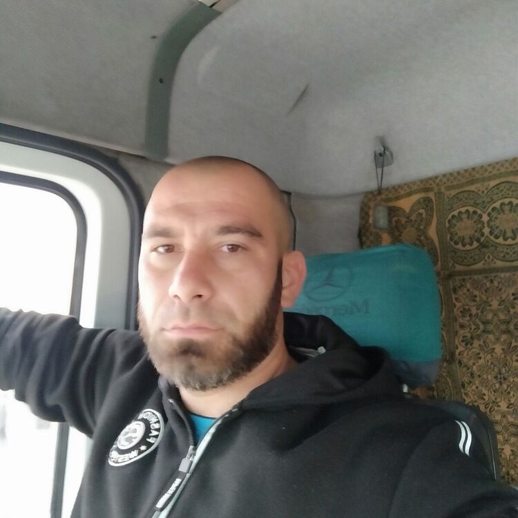  22493293  Alex, 38 ,    