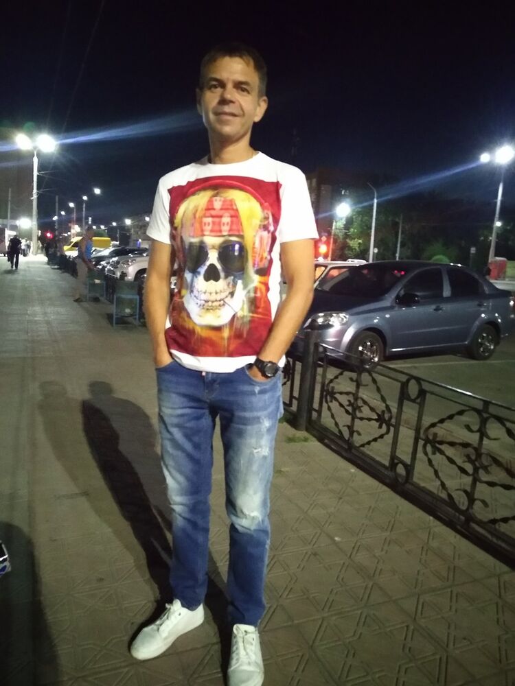  18028843  , 54 ,    