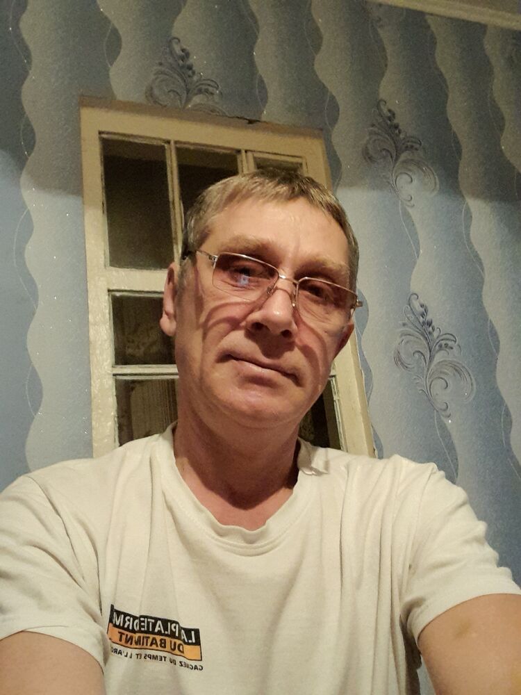  25928943  , 54 ,    