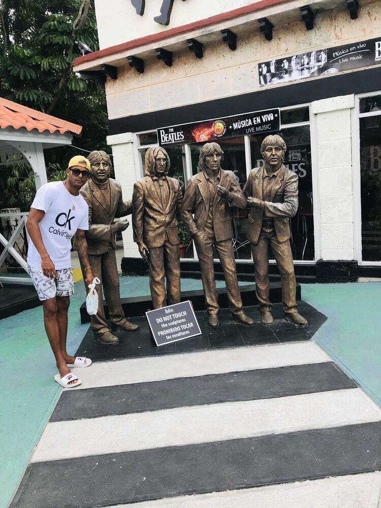  27412923  Nelson, 31 ,    