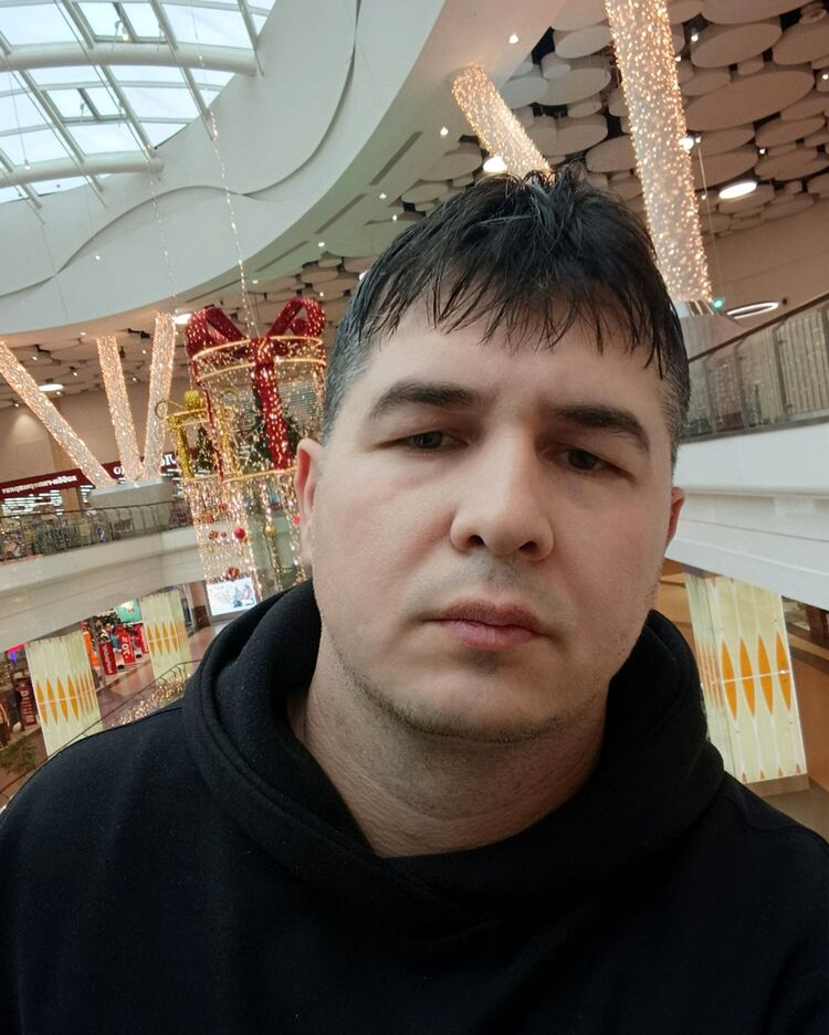  54469523  Ruslan, 35 ,    