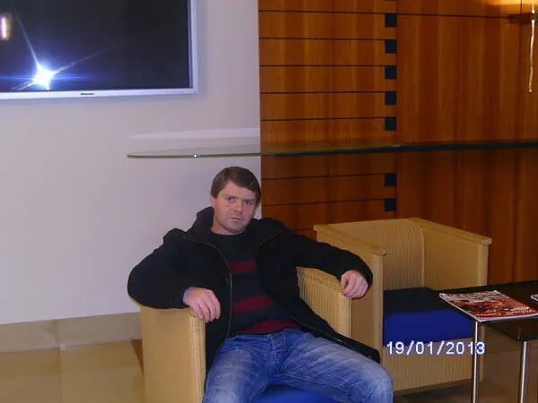  24798123  Sergej, 44 ,    Esslingen