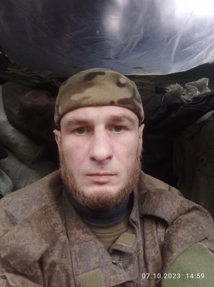  43812623  , 40 ,    