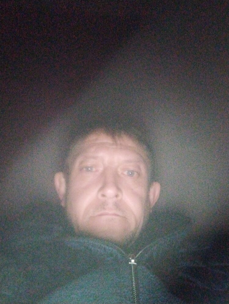  47693583  , 42 ,    