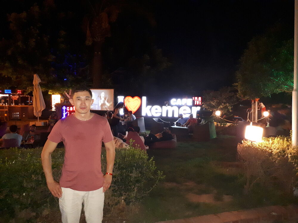  Kadikoy,   Erick, 35 ,   