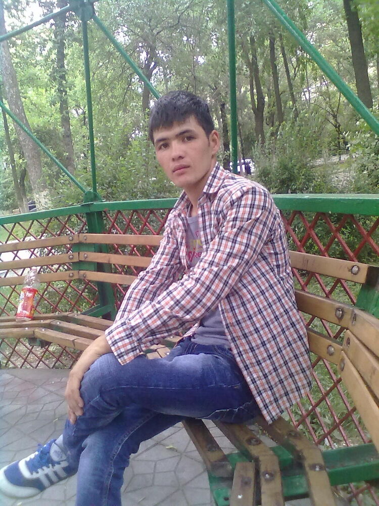  ,   Ruslan, 32 ,   ,   , c , 