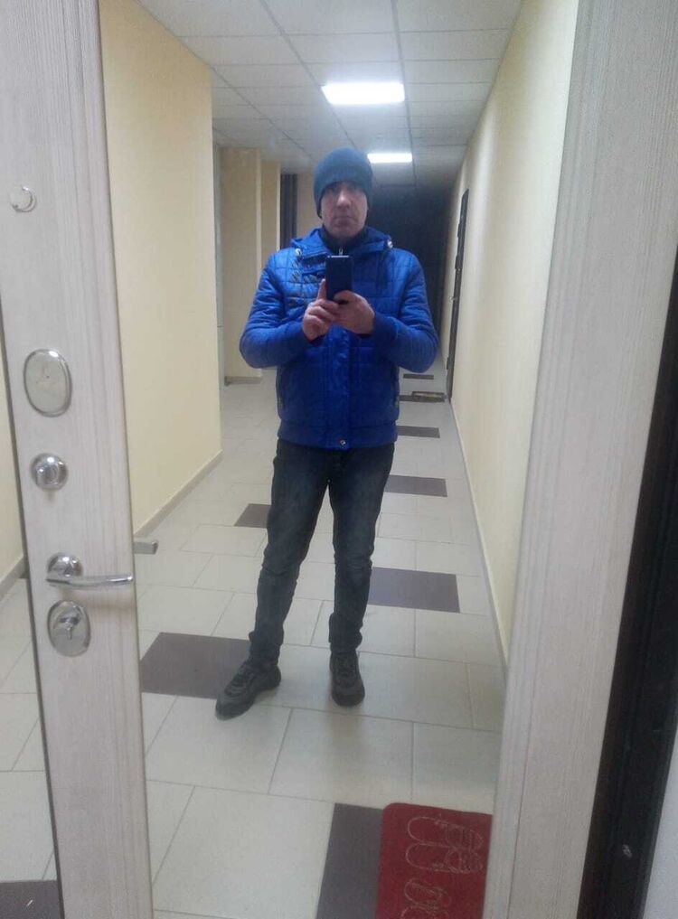  30520733  , 44 ,     