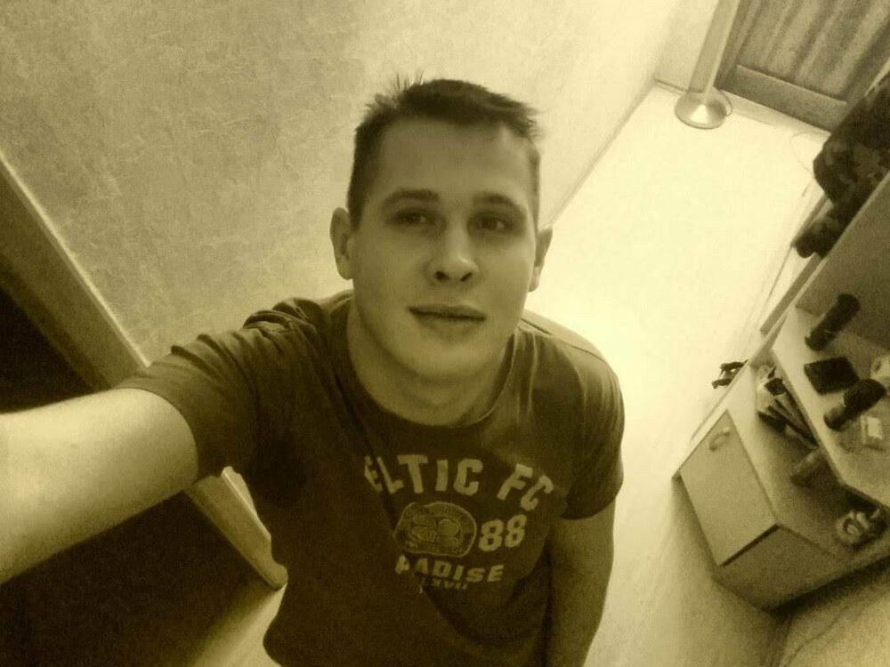  31056973  Sergey, 31 ,    