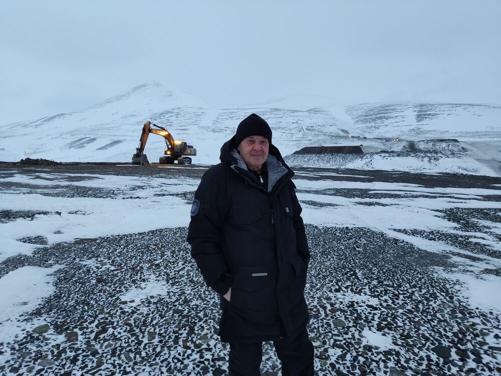 ���� 24820343 ������� �������, 54 ����, ���� ���������� � �����������