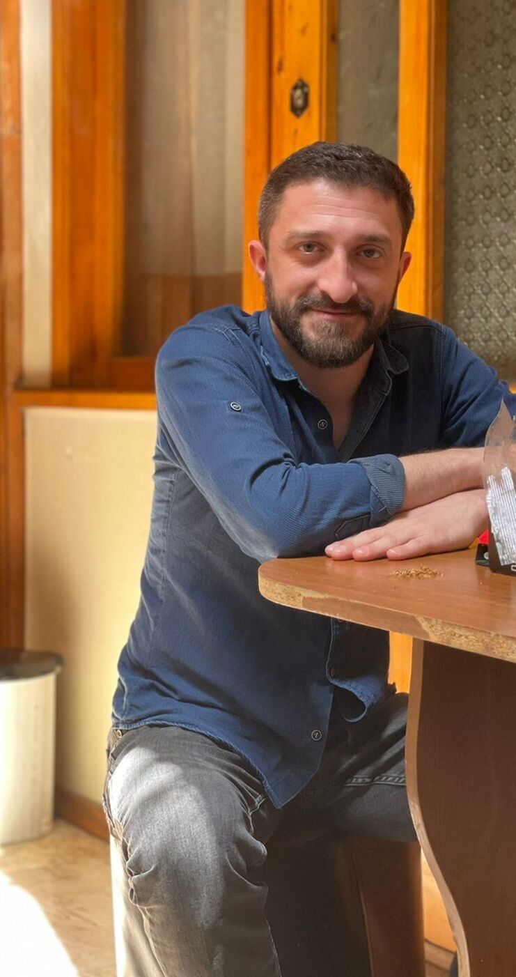  ,   Gio, 39 ,   ,   