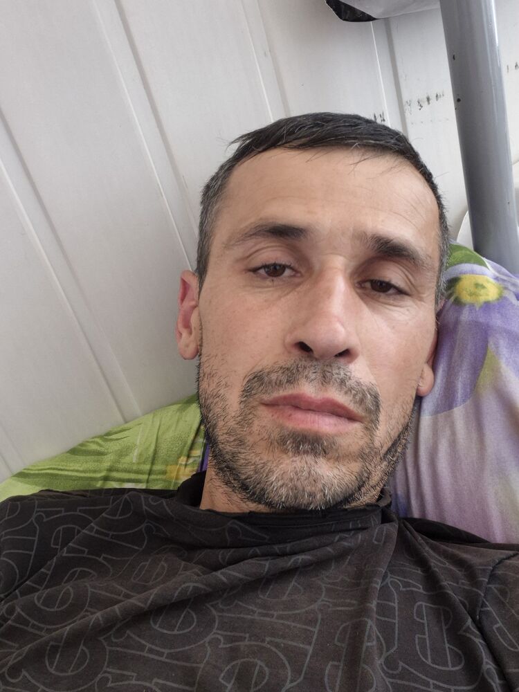  52284893  Baga, 41 ,    