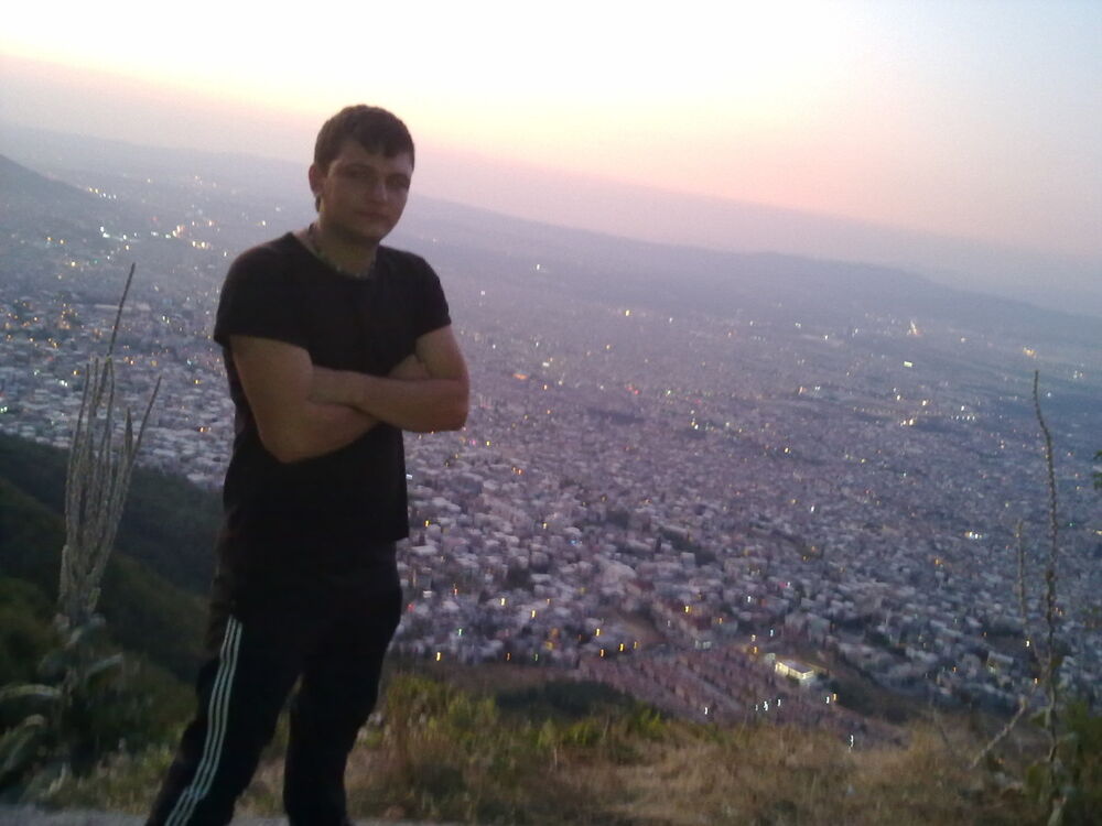  ,   Rafael, 36 ,   