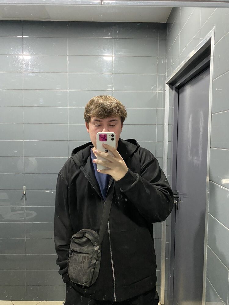  39689203  Daniil, 24 ,    