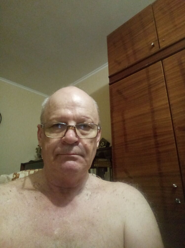  22951493  , 73 ,    