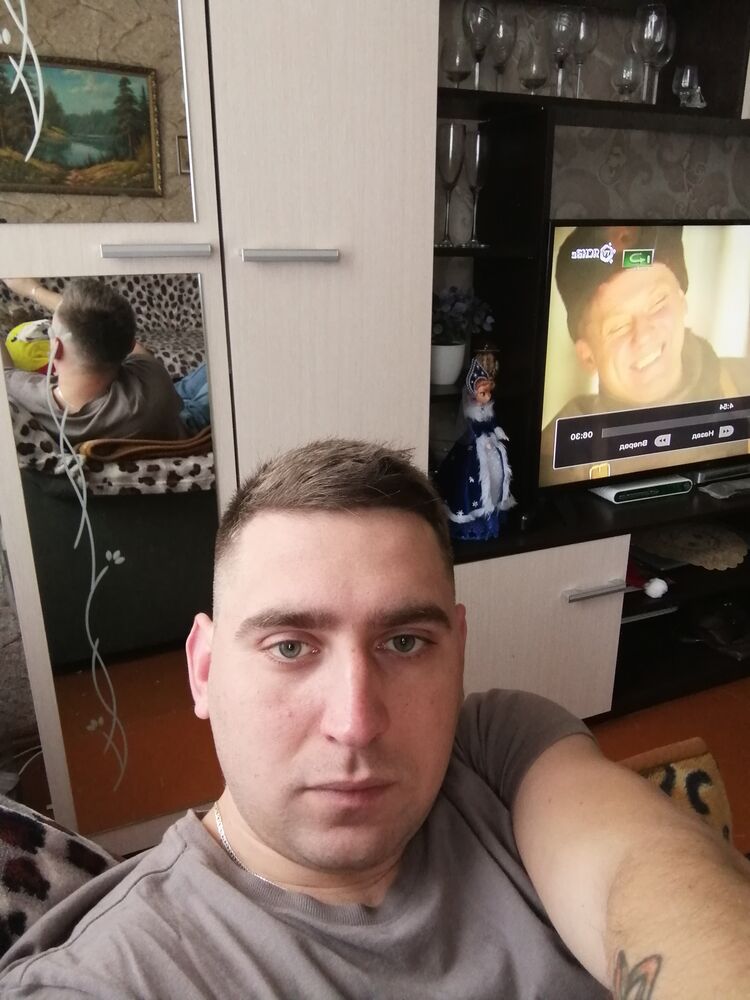  31553283  Ruslan, 29 ,    