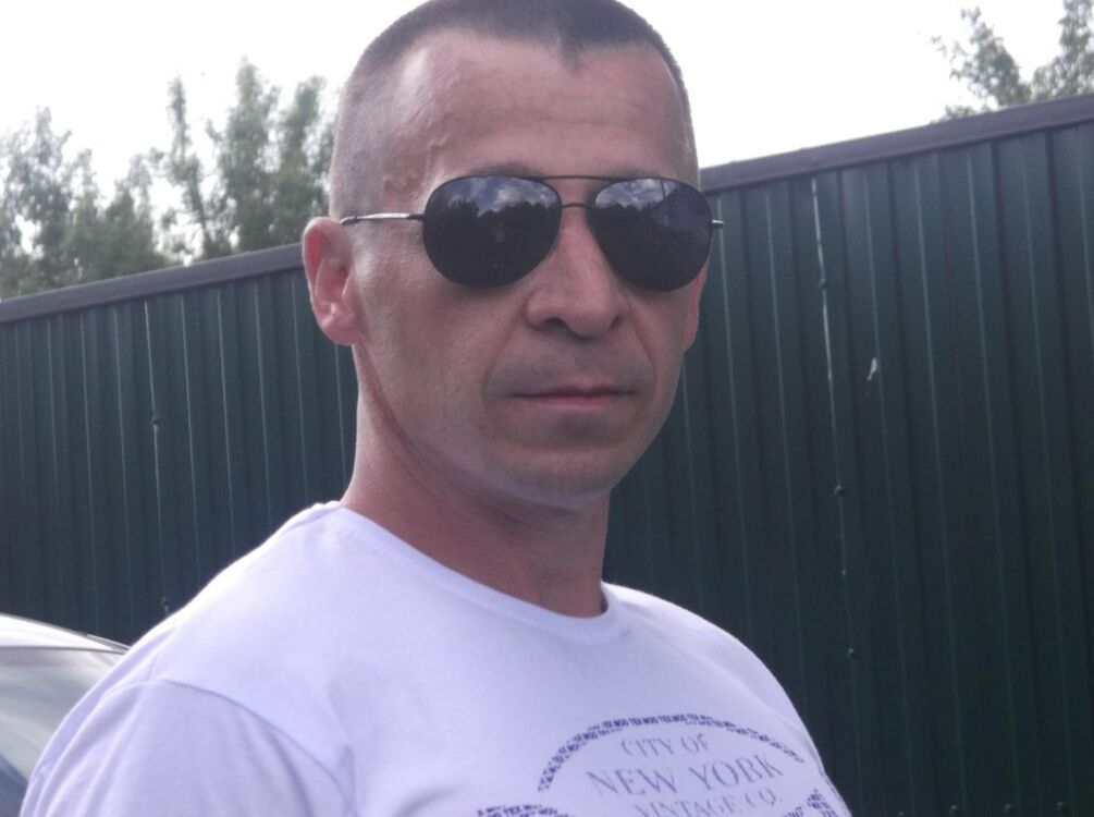  44129833  , 46 ,    
