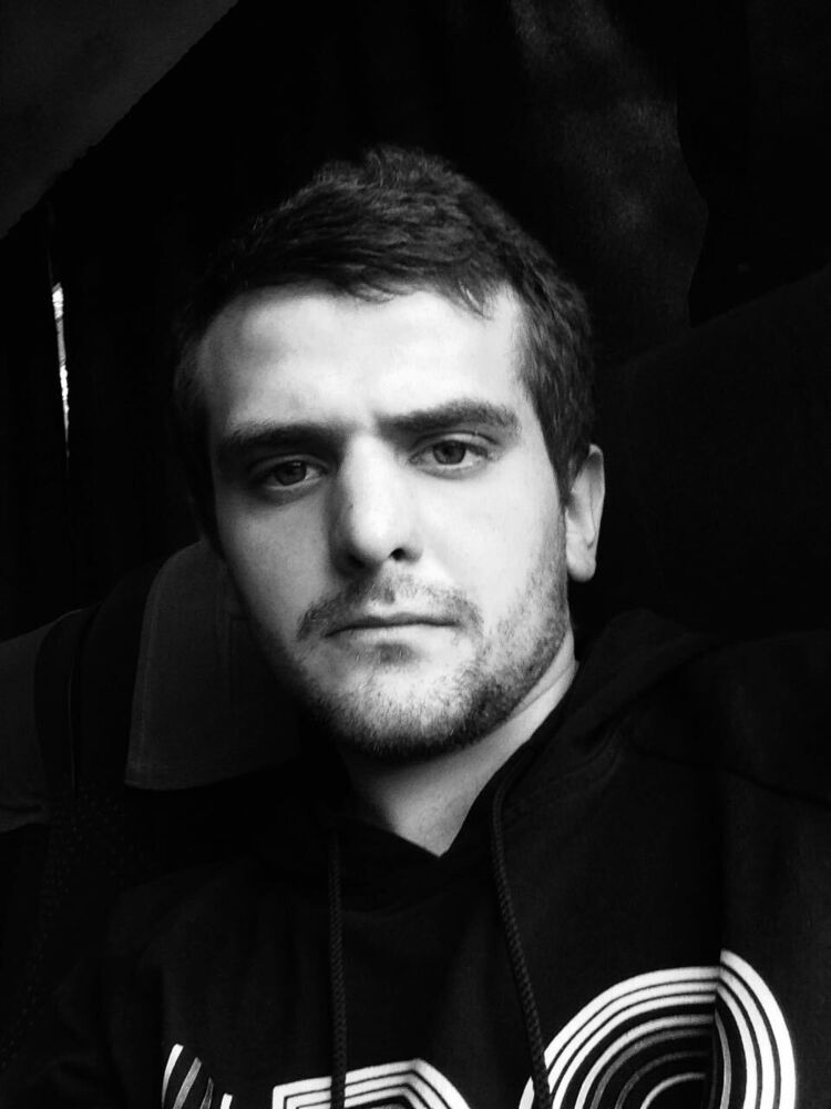  48047013  Oleg, 30 ,    