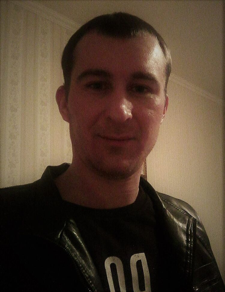  8902573  , 42 ,    -