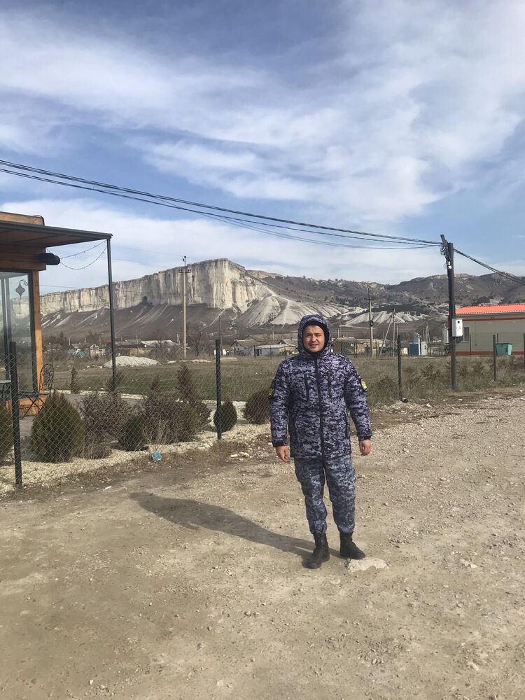  34014353  , 27 ,    