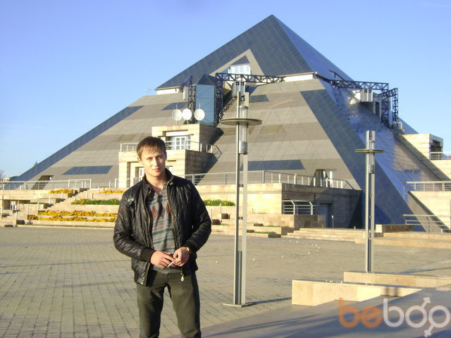  ,   Maksik, 39 ,   ,   , c 