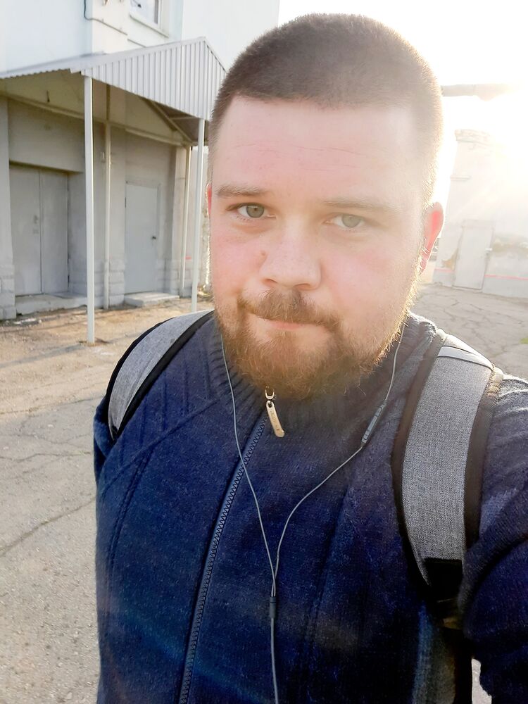  26415423  Roman, 32 ,    