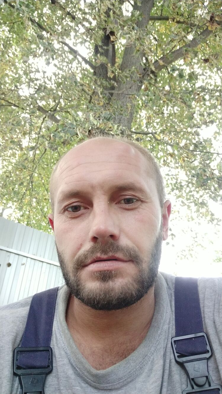  28699283  Alexander, 38 ,    