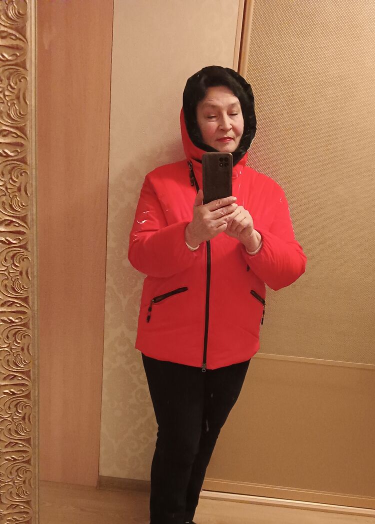  34464843  Galina, 63 ,    